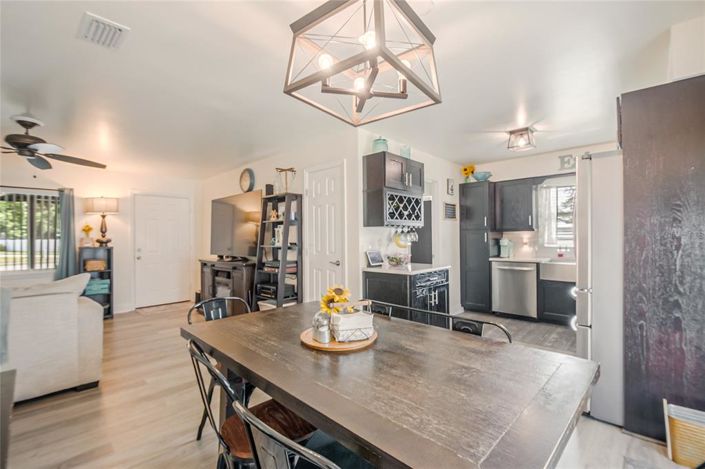 Image No.10-3 Bed House for sale