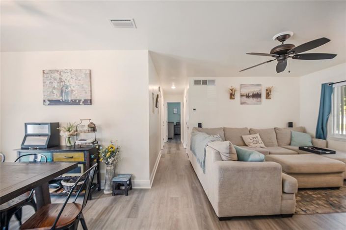 Image No.9-3 Bed House for sale