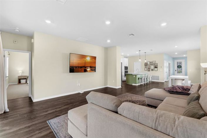 Image No.14-4 Bed House for sale