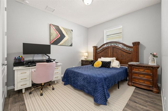 Image No.11-3 Bed House for sale