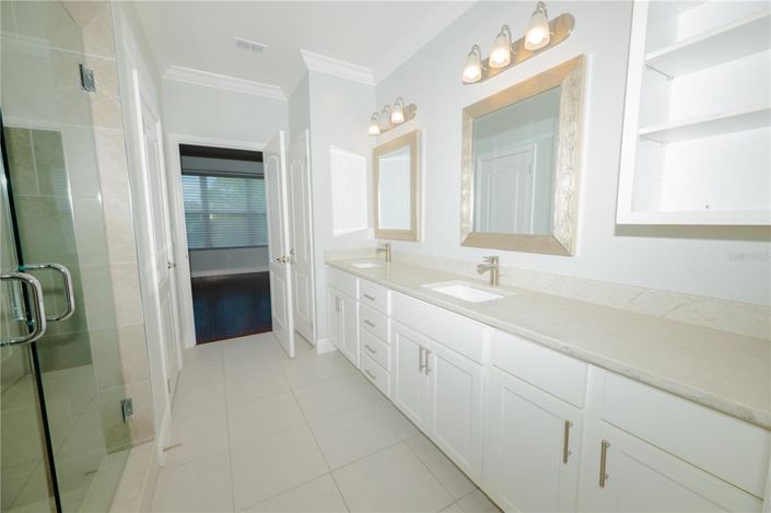 Image No.12-3 Bed Apartment for sale