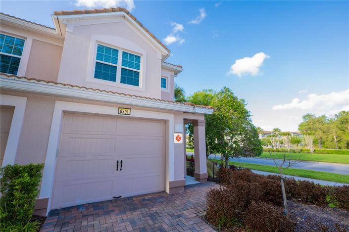 Image No.30-3 Bed Apartment for sale