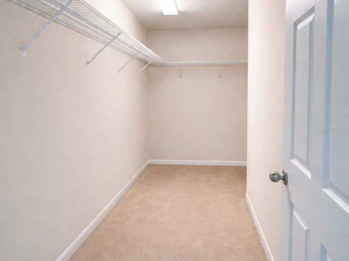 Image No.23-4 Bed House for sale