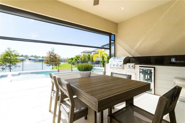 Image No.40-6 Bed House for sale