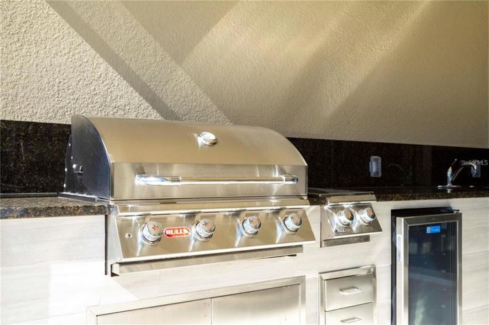 Image No.43-6 Bed House for sale