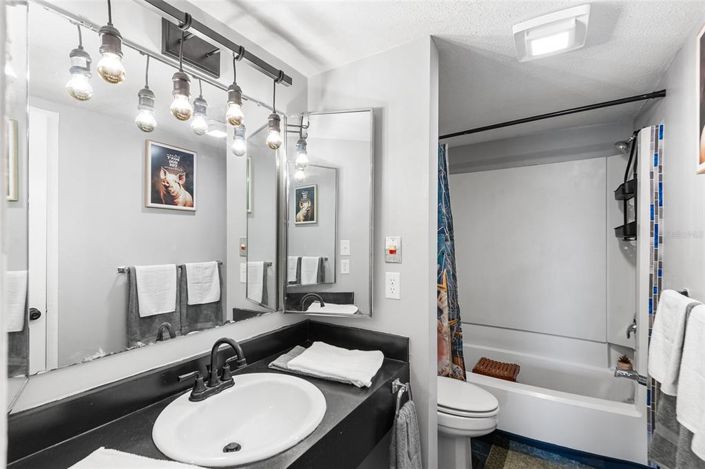 Image No.20-2 Bed Apartment for sale