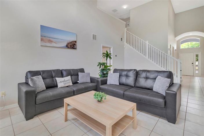 Image No.18-5 Bed House for sale
