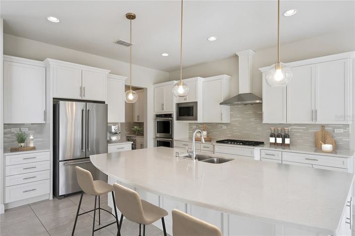 Image No.13-5 Bed House for sale