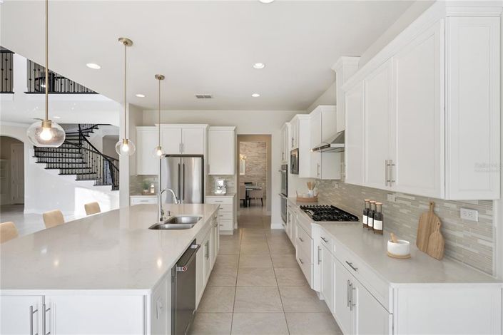 Image No.14-5 Bed House for sale