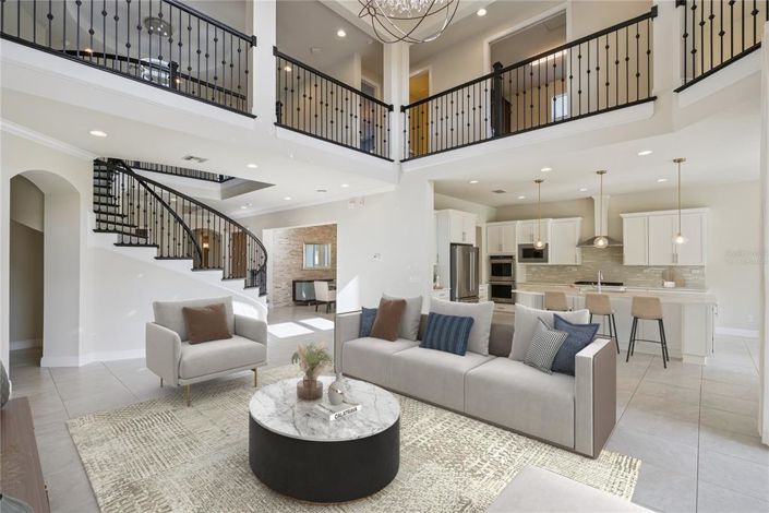 Image No.18-5 Bed House for sale