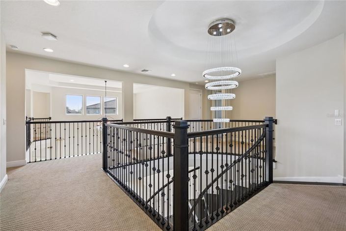 Image No.35-5 Bed House for sale