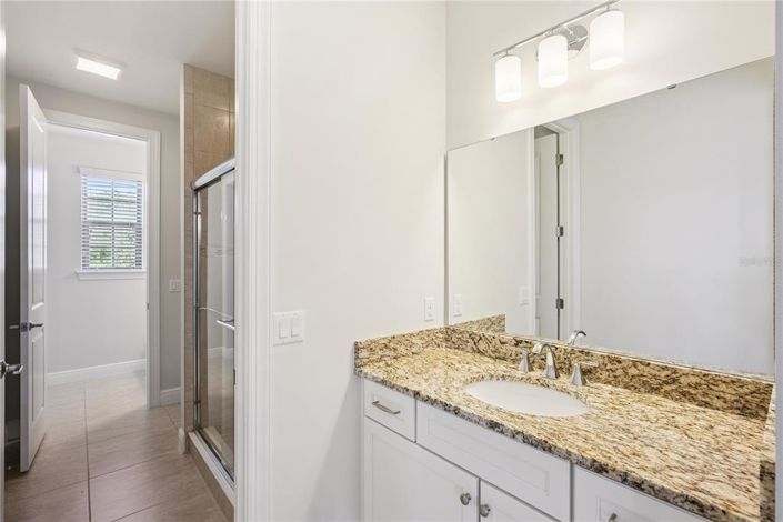 Image No.39-5 Bed House for sale