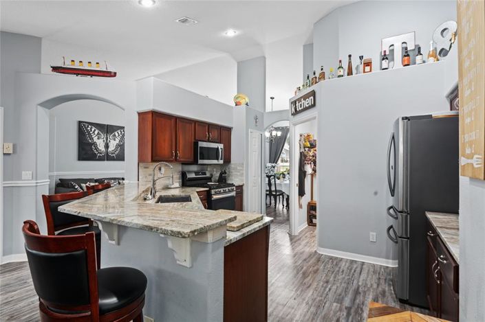 Image No.21-4 Bed House for sale