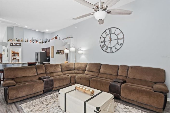 Image No.25-4 Bed House for sale