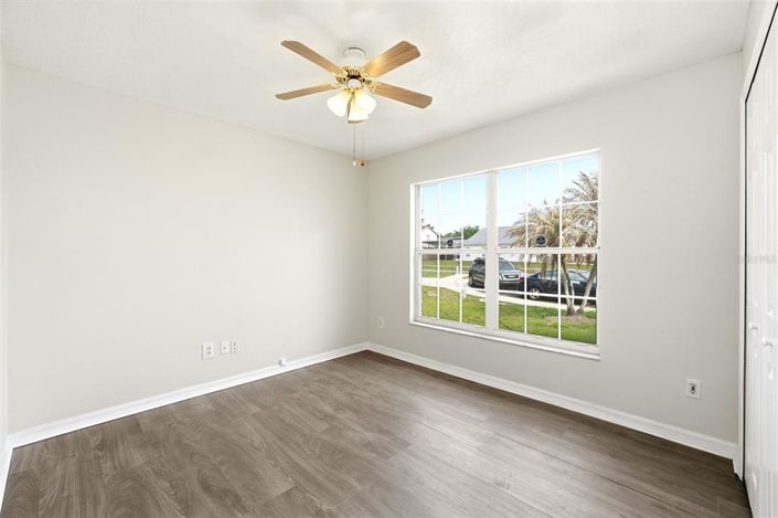 Image No.30-4 Bed House for sale