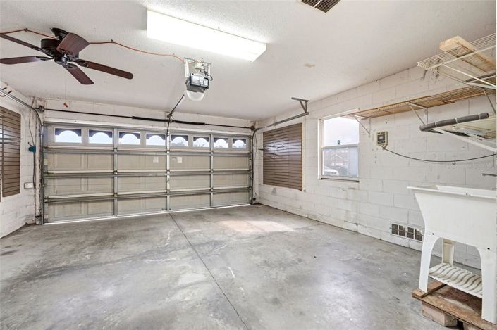 Image No.35-4 Bed House for sale