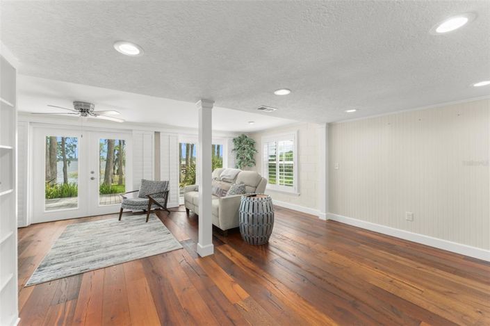 Image No.15-3 Bed House for sale