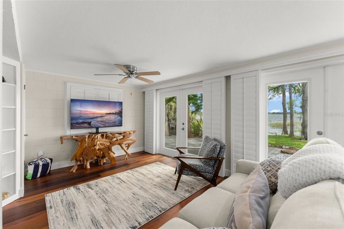 Image No.18-3 Bed House for sale