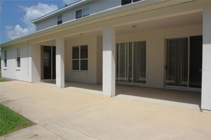 Image No.19-5 Bed House for sale