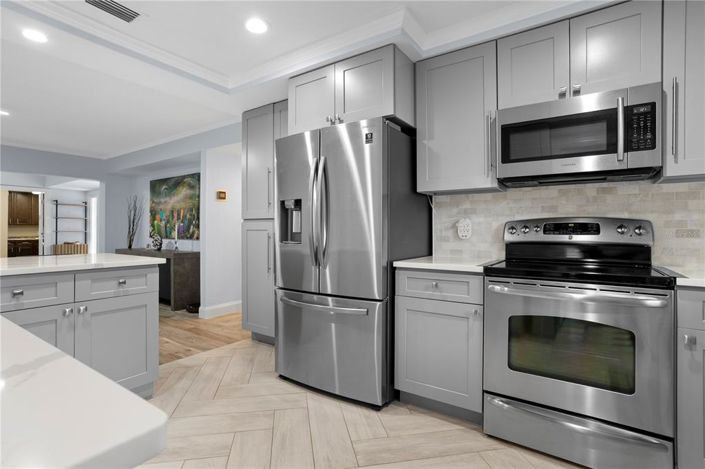 Image No.15-3 Bed House for sale