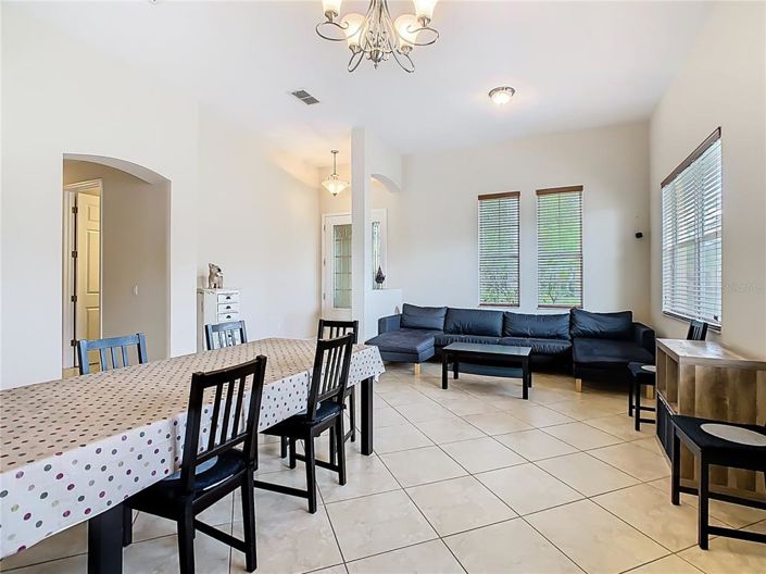 Image No.6-3 Bed House for sale