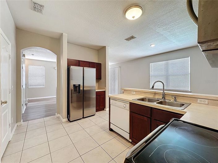 Image No.12-4 Bed House for sale