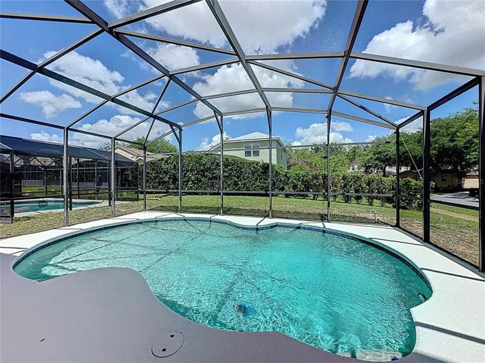 Image No.19-4 Bed House for sale