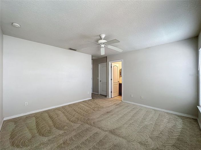 Image No.30-4 Bed House for sale