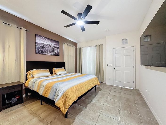 Image No.34-6 Bed House for sale