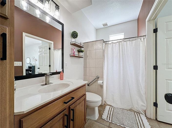 Image No.39-6 Bed House for sale