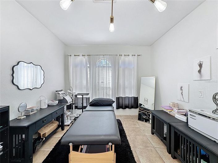 Image No.44-6 Bed House for sale