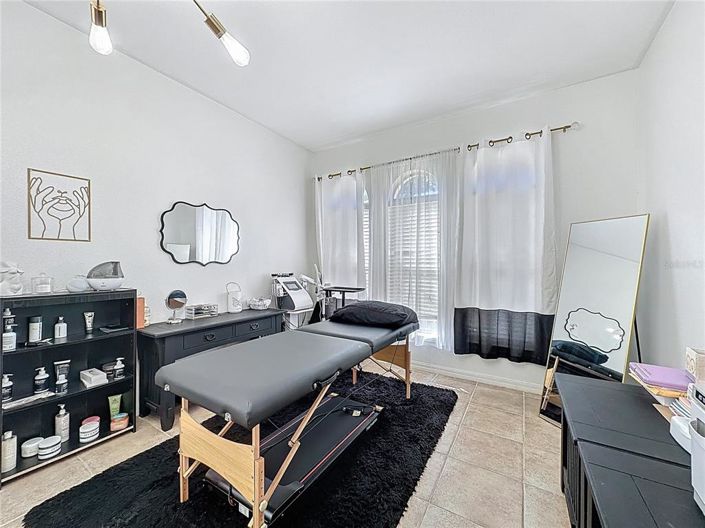 Image No.45-6 Bed House for sale