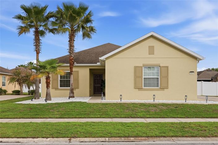 Image No.11-3 Bed House for sale