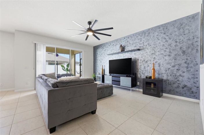 Image No.18-3 Bed House for sale