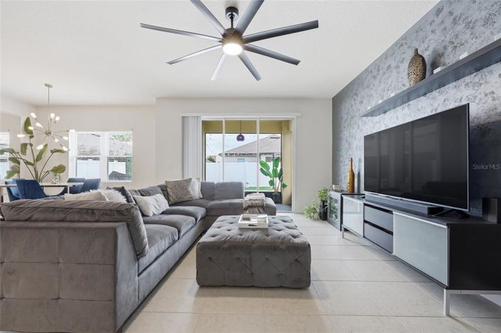 Image No.19-3 Bed House for sale