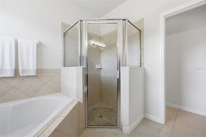 Image No.31-3 Bed House for sale