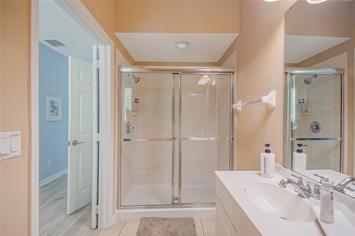 Image No.11-3 Bed Apartment for sale