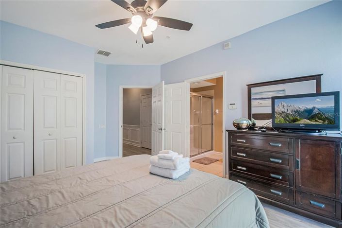 Image No.8-3 Bed Apartment for sale