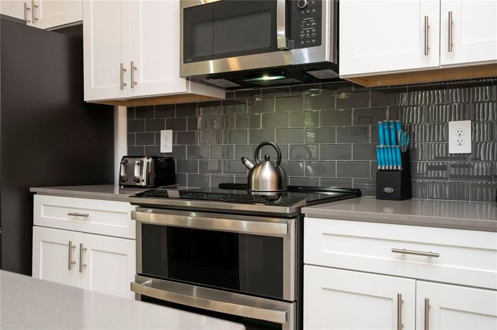 Image No.11-4 Bed Townhouse for sale