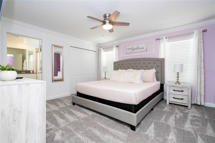 Image No.25-4 Bed Townhouse for sale