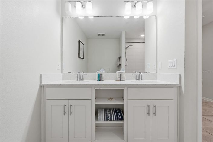 Image No.26-2 Bed Apartment for sale