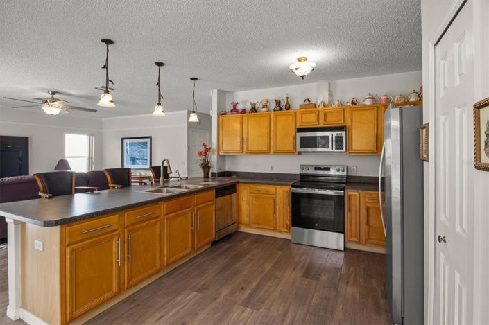 Image No.9-4 Bed House for sale