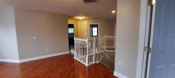 Image No.15-4 Bed House for sale