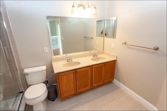 Image No.20-4 Bed House for sale