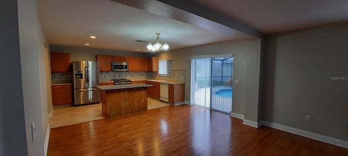 Image No.5-4 Bed House for sale