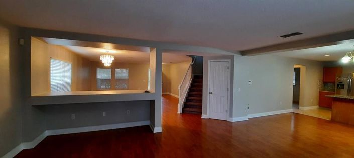 Image No.6-4 Bed House for sale