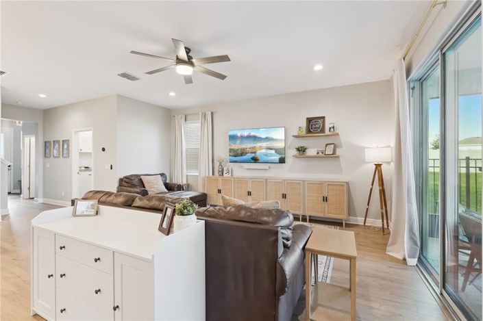 Image No.13-5 Bed House for sale