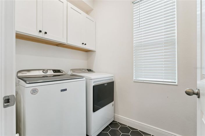 Image No.43-5 Bed House for sale