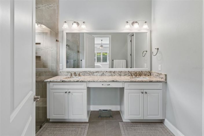 Image No.32-3 Bed House for sale