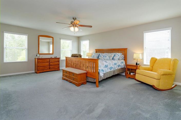 Image No.18-5 Bed House for sale